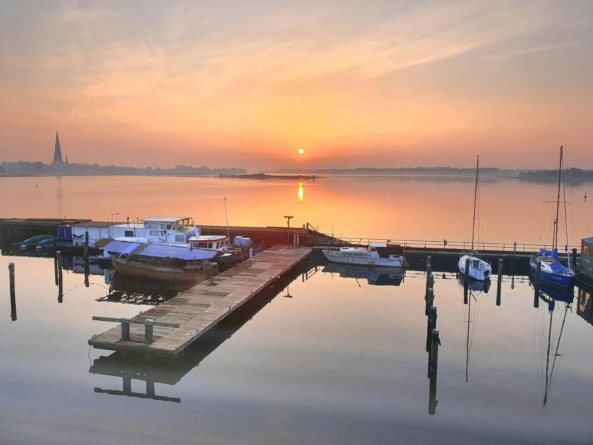 Ferienwohnung Schleiloge Mit Panoramablick Auf Die Schlei Шлезвіг Екстер'єр фото
