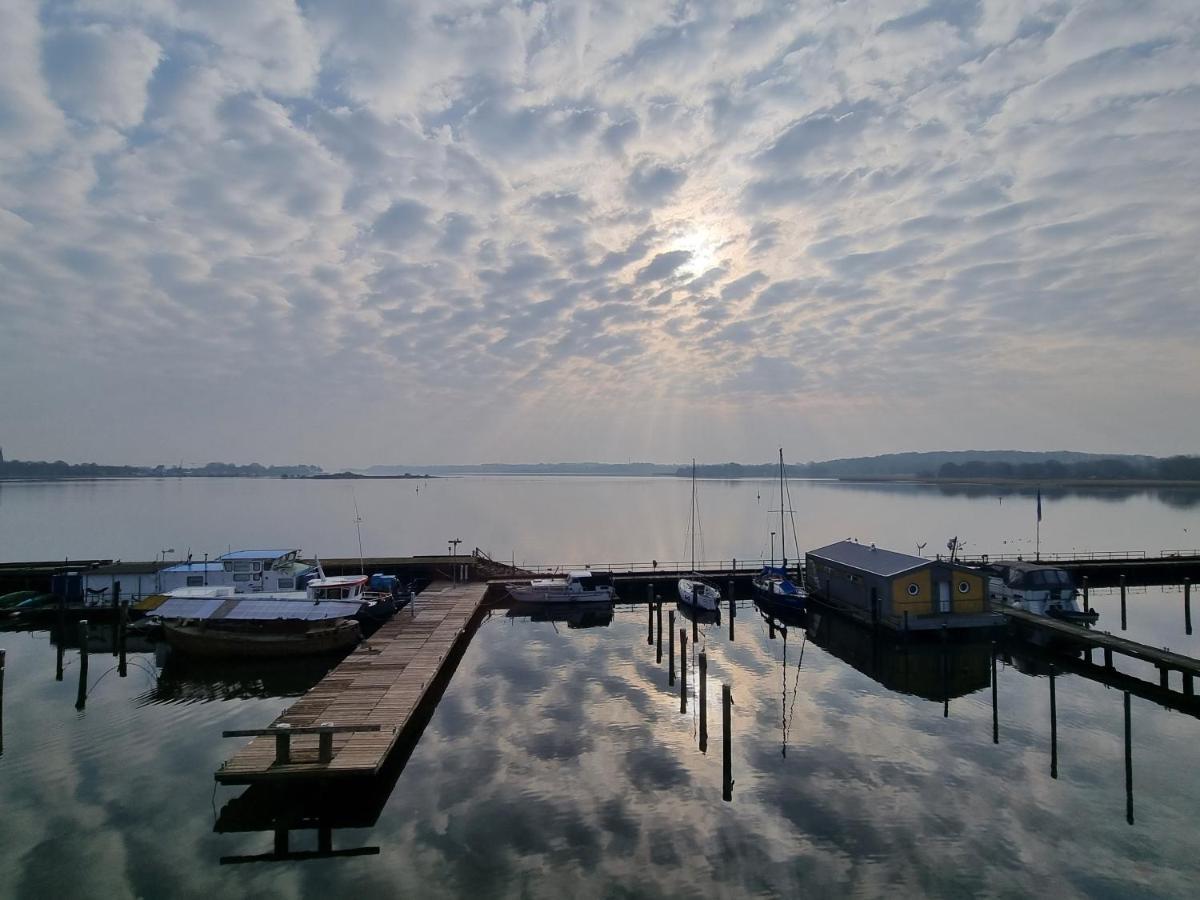 Ferienwohnung Schleiloge Mit Panoramablick Auf Die Schlei Шлезвіг Екстер'єр фото